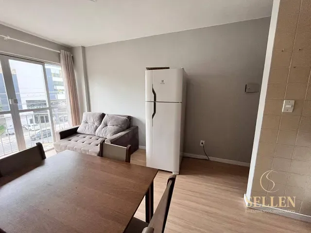 Apartamento 1 quarto e 1 banheiro, à venda, no bairro Pioneiros em Balneário Camboriú