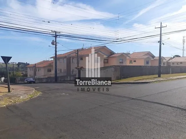 Apartamento com 55m² 2 quartos e 1 banheiro, à venda, no bairro Uvaranas em Ponta Grossa