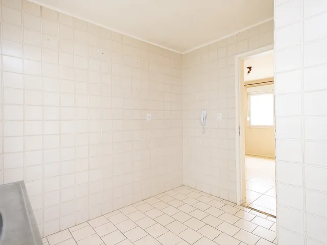 Apartamento 3 quartos e 1 banheiro, para alugar, no bairro Centro em Pelotas