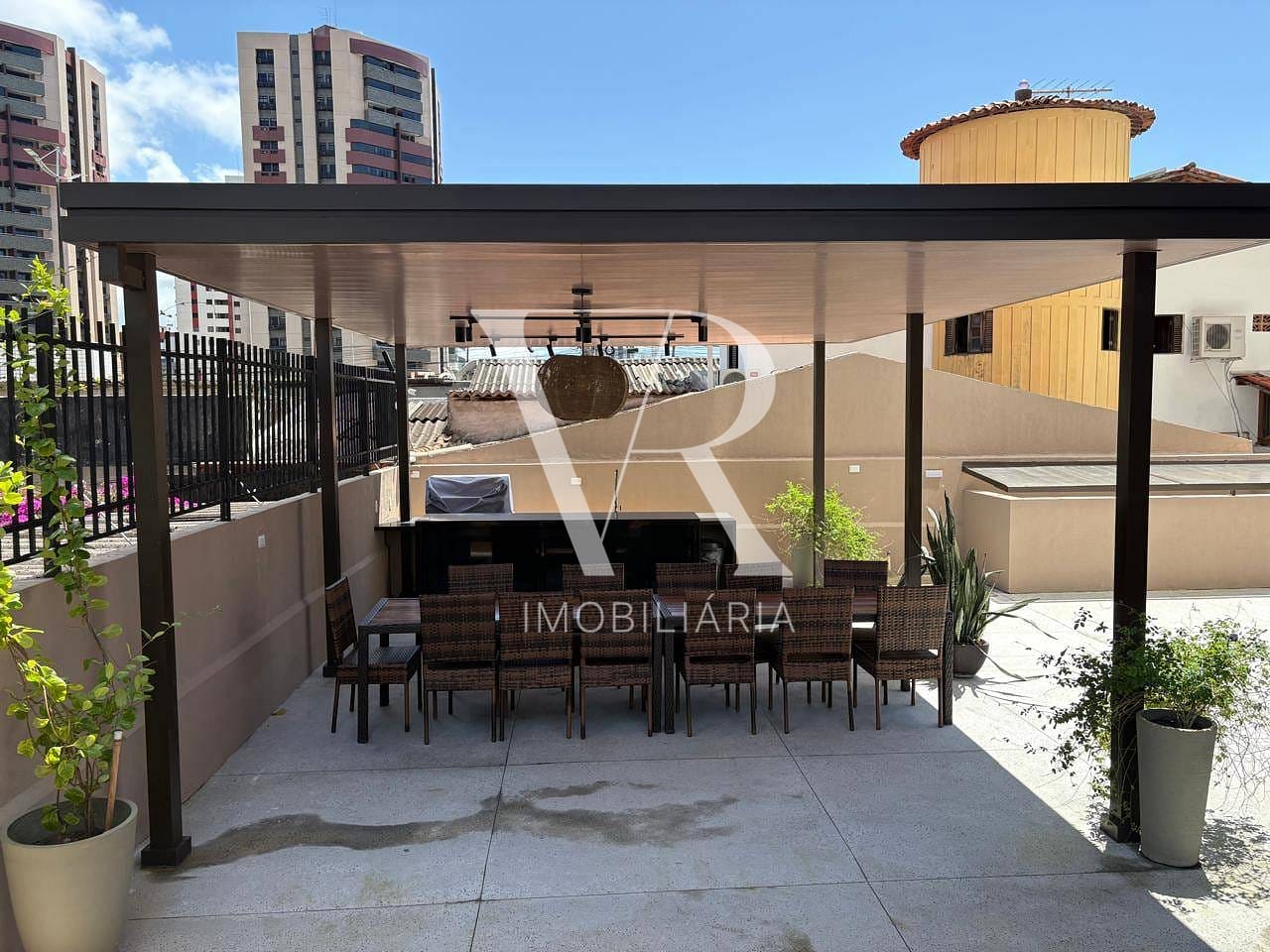 Apartamento à venda com 3 quartos, 158m² - Foto 11