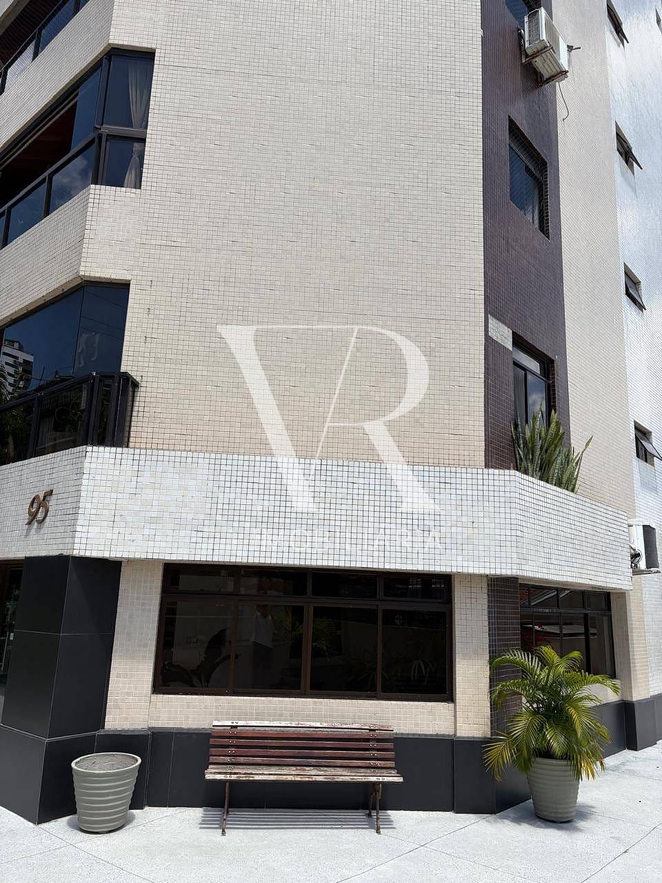 Apartamento à venda com 3 quartos, 158m² - Foto 15