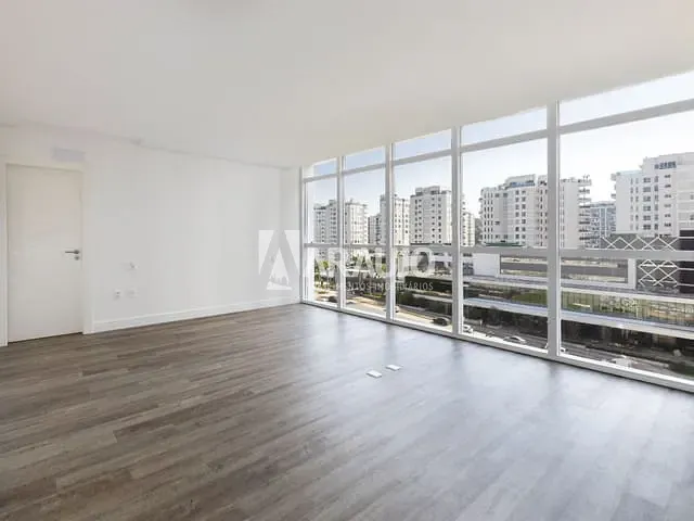 Apartamento 4 quartos e 5 banheiros, à venda, no bairro Praia Brava em Itajaí