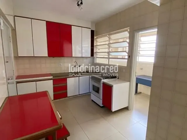 Apartamento 4 quartos e 3 banheiros, à venda, no bairro Centro em Londrina