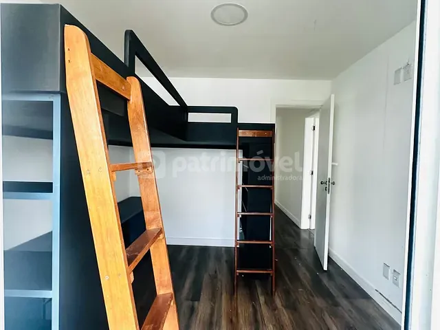 Apartamento 4 quartos e 2 banheiros, à venda, no bairro Recreio dos Bandeirantes em Rio de Janeiro