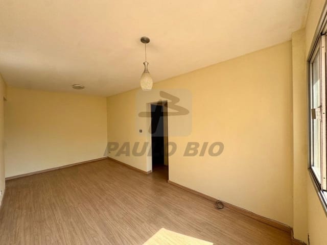 Apartamento 2 quartos e 1 banheiro, à venda, no bairro Vila Bocaina em Mauá