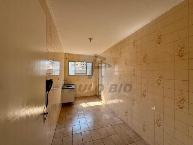 Apartamento 2 quartos e 1 banheiro, à venda, no bairro Vila Bocaina em Mauá