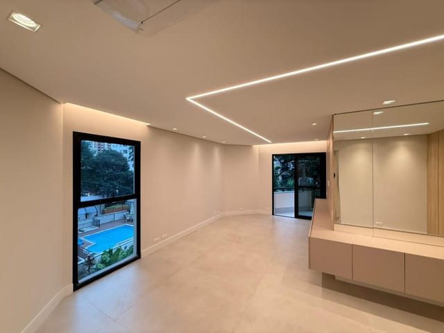 Apartamento com 98m² 3 quartos e 3 banheiros, à venda, no bairro Moema em São Paulo