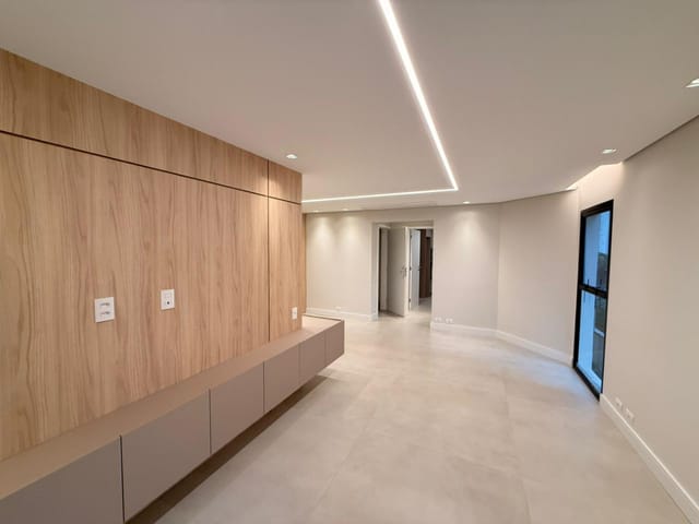 Apartamento com 98m² 3 quartos e 3 banheiros, à venda, no bairro Moema em São Paulo