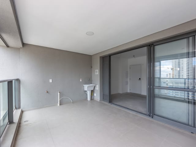 Apartamento com 1711m² 3 quartos e 3 banheiros, à venda, no bairro Jardim das Acácias em São Paulo