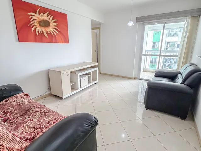 Apartamento 2 quartos e 2 banheiros, à venda, no bairro Glória em Macaé
