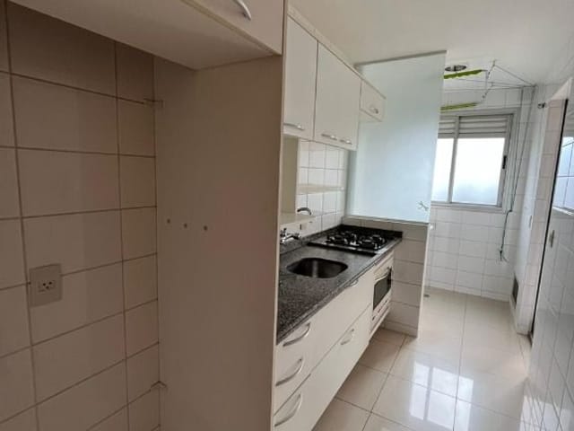 Apartamento com 88m² 3 quartos e 2 banheiros, para alugar, no bairro Bela Suiça em Londrina