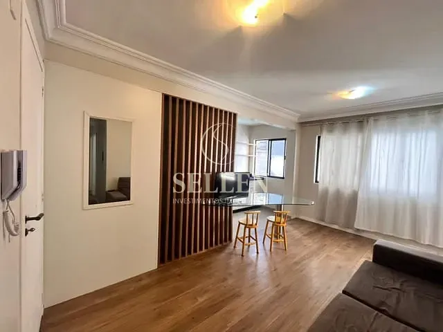 Apartamento 2 quartos e 2 banheiros, para alugar, no bairro Centro em Balneário Camboriú