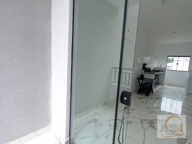 Apartamento 2 quartos e 1 banheiro, à venda, no bairro Nova Cerejeira em Atibaia