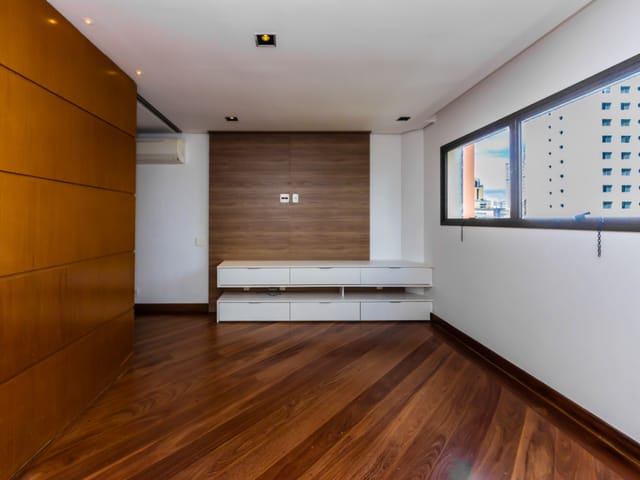 Apartamento com 198m² 3 quartos e 5 banheiros, à venda, no bairro Indianópolis em São Paulo