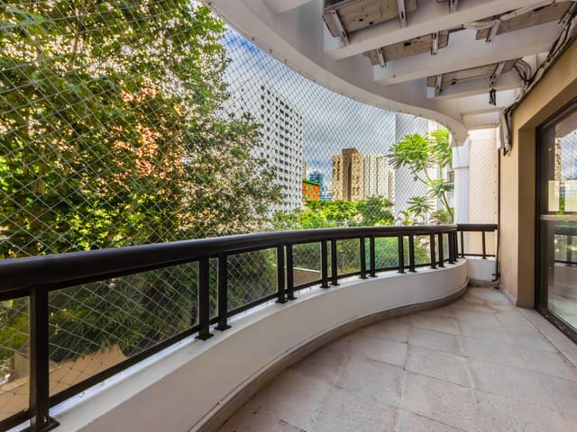 Apartamento com 198m² 3 quartos e 5 banheiros, à venda, no bairro Indianópolis em São Paulo