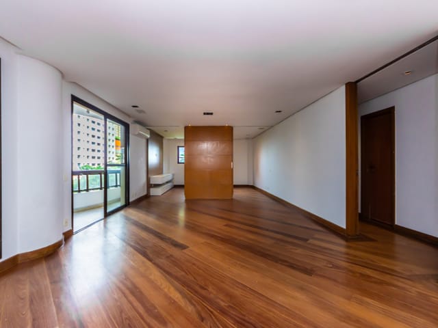 Apartamento com 198m² 3 quartos e 5 banheiros, à venda, no bairro Indianópolis em São Paulo