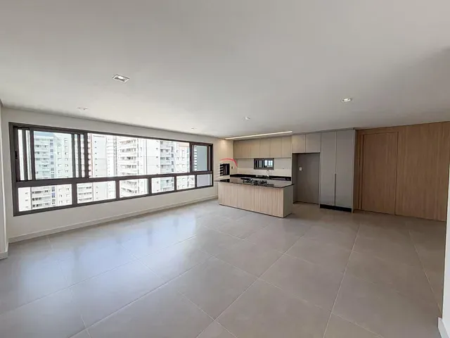 Apartamento com 271m² 3 quartos e 3 banheiros, à venda, no bairro Gleba Fazenda Palhano em Londrina