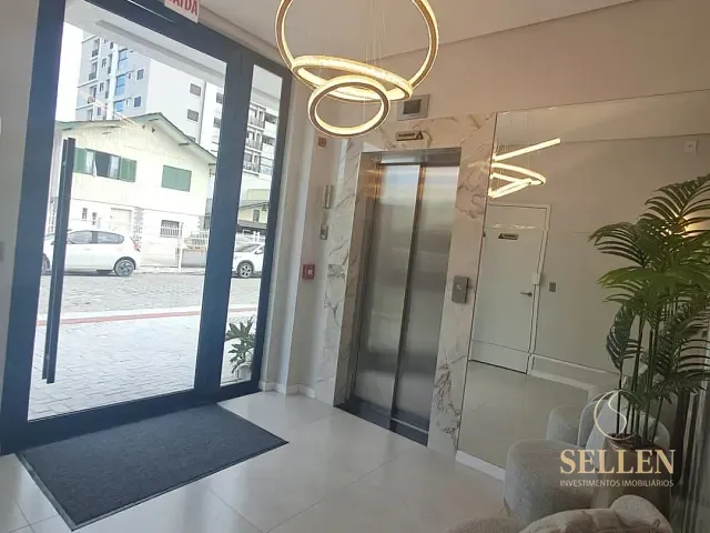 Apartamento 2 quartos e 1 banheiro, à venda, no bairro Centro em Navegantes
