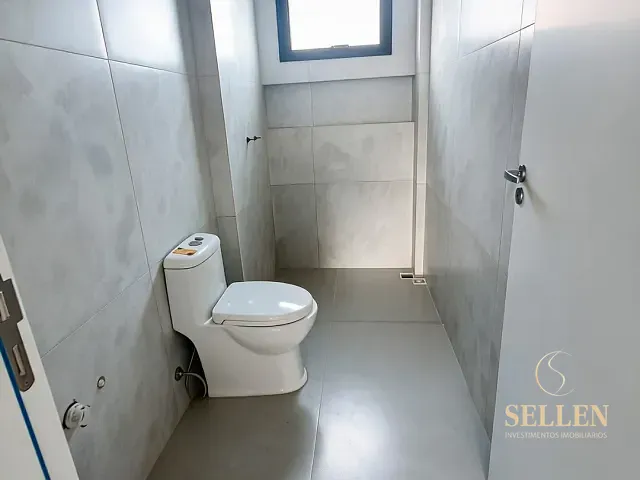 Apartamento 2 quartos e 1 banheiro, à venda, no bairro Centro em Navegantes