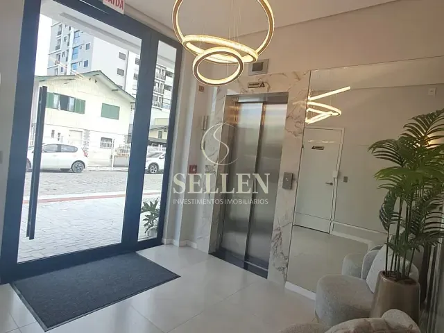 Apartamento 2 quartos e 1 banheiro, à venda, no bairro Centro em Navegantes