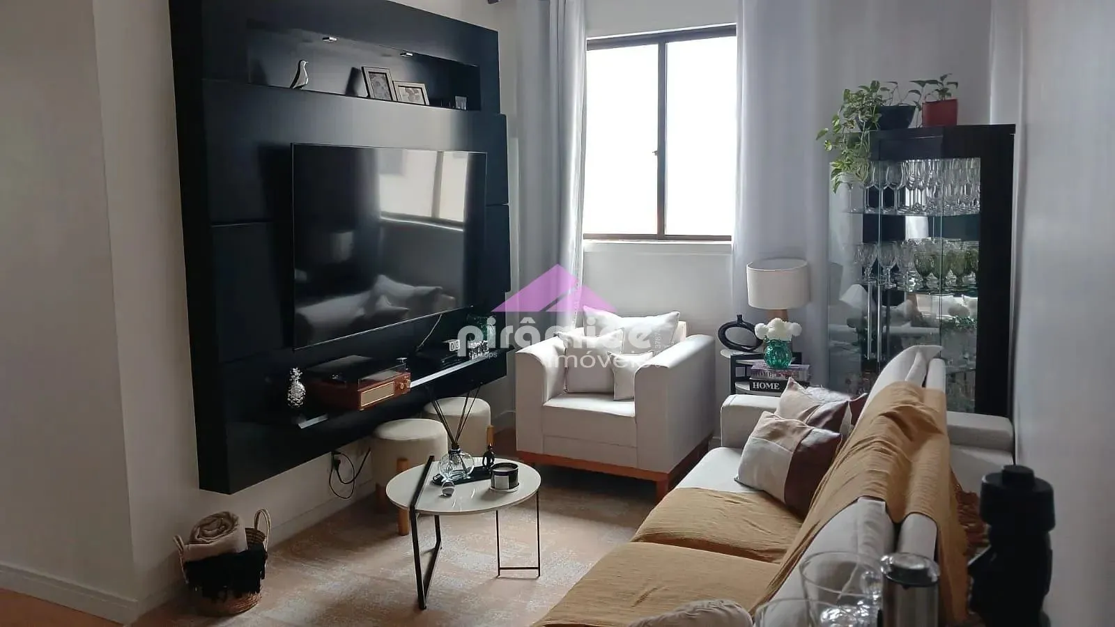 Apartamento, 2 quartos, 56 m² - Foto 1
