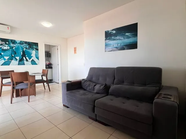 Apartamento 2 quartos e 2 banheiros, à venda ou para alugar, no bairro Glória em Macaé