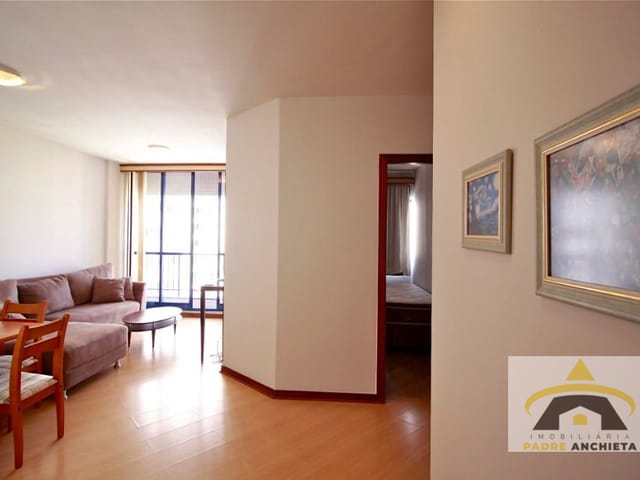 Apartamento 3 quartos e 2 banheiros, à venda, no bairro Bigorrilho em Curitiba