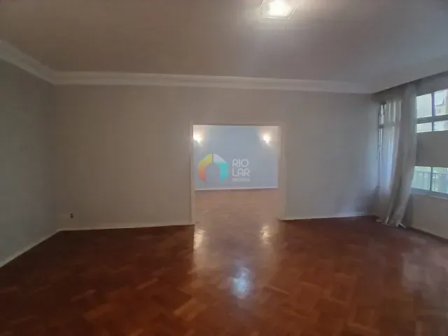 Apartamento com 215m² 3 quartos e 4 banheiros, à venda, no bairro Copacabana em Rio de Janeiro