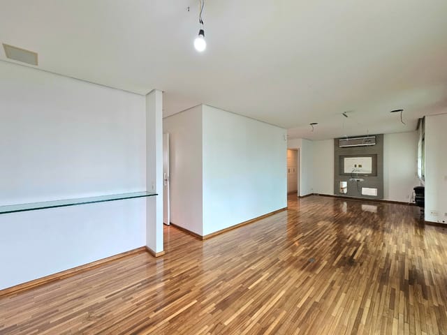 Apartamento com 142m² 3 quartos e 5 banheiros, à venda, no bairro Brooklin em São Paulo