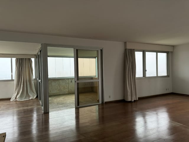 Apartamento com 411m² 4 quartos e 6 banheiros, à venda, no bairro Jardim Marajoara em São Paulo