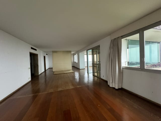 Apartamento com 411m² 4 quartos e 6 banheiros, à venda, no bairro Jardim Marajoara em São Paulo