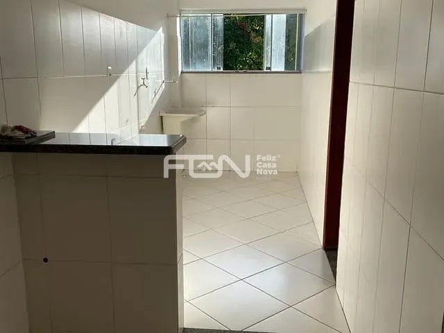 Apartamento 3 quartos e 1 banheiro, para alugar, no bairro Parque Verde I em Camaçari