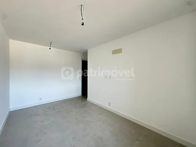 Apartamento com 95m² 2 quartos e 3 banheiros, à venda, no bairro Botafogo em Rio de Janeiro