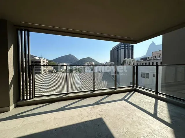 Apartamento com 95m² 2 quartos e 3 banheiros, à venda, no bairro Botafogo em Rio de Janeiro