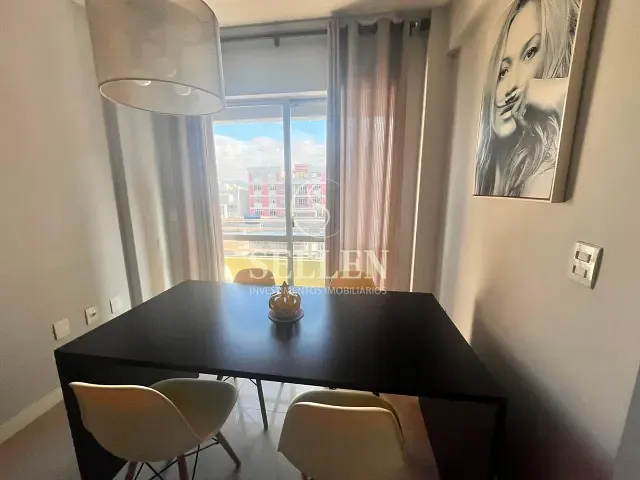 Apartamento 2 quartos e 1 banheiro, para alugar, no bairro Centro em Balneário Camboriú
