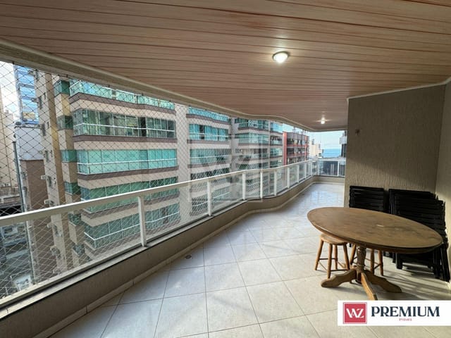 Apartamento 4 quartos e 4 banheiros, à venda ou para alugar, no bairro Meia Praia em Itapema