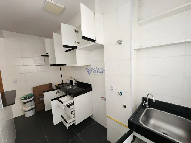 Apartamento 2 quartos e 2 banheiros, para alugar, no bairro Jardim das Indústrias em São José dos Campos