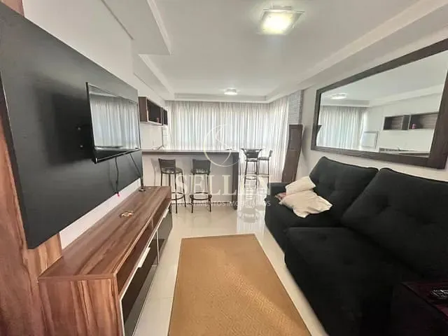 Apartamento 2 quartos e 2 banheiros, para alugar, no bairro Pioneiros em Balneário Camboriú