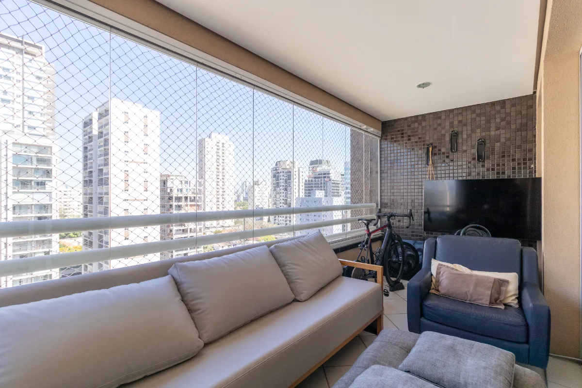 Apartamento para venda em Vila Olímpia com 3 quartos, sendo 3 suítes, 137m²