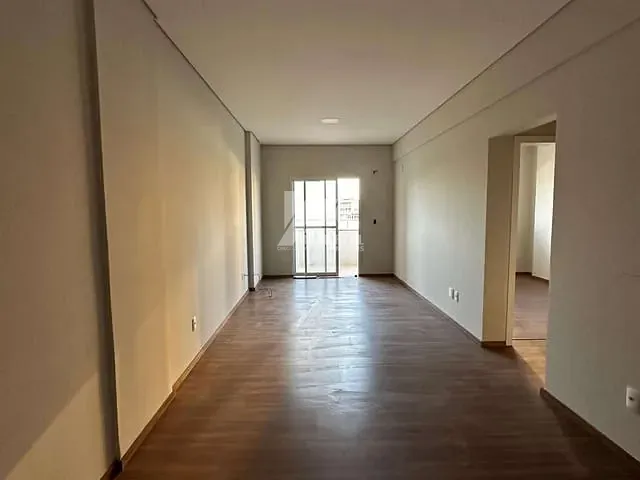 Apartamento 2 quartos e 1 banheiro, à venda, no bairro Centro em Guarapuava