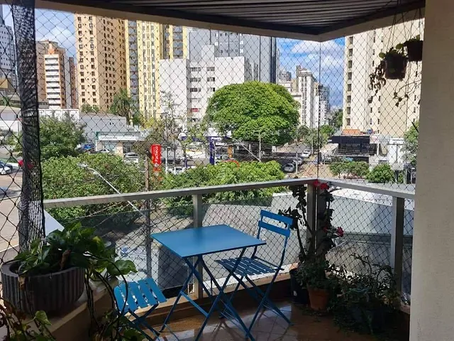 Apartamento com 215m² 4 quartos e 3 banheiros, à venda, no bairro Centro em Londrina