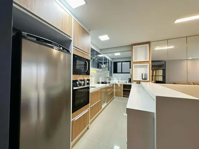 Apartamento 2 quartos e 2 banheiros, para alugar, no bairro Praia dos Amores em Balneário Camboriú