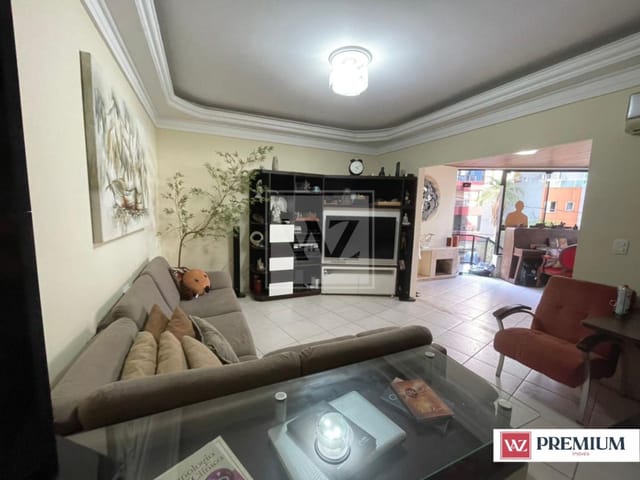 Apartamento com 167m² 3 quartos e 2 banheiros, à venda, no bairro Meia Praia em Itapema