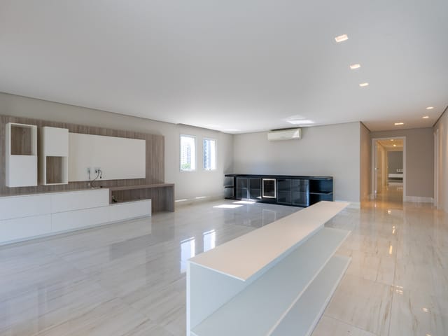 Apartamento com 392m² 4 quartos e 5 banheiros, à venda, no bairro Vila Suzana em São Paulo