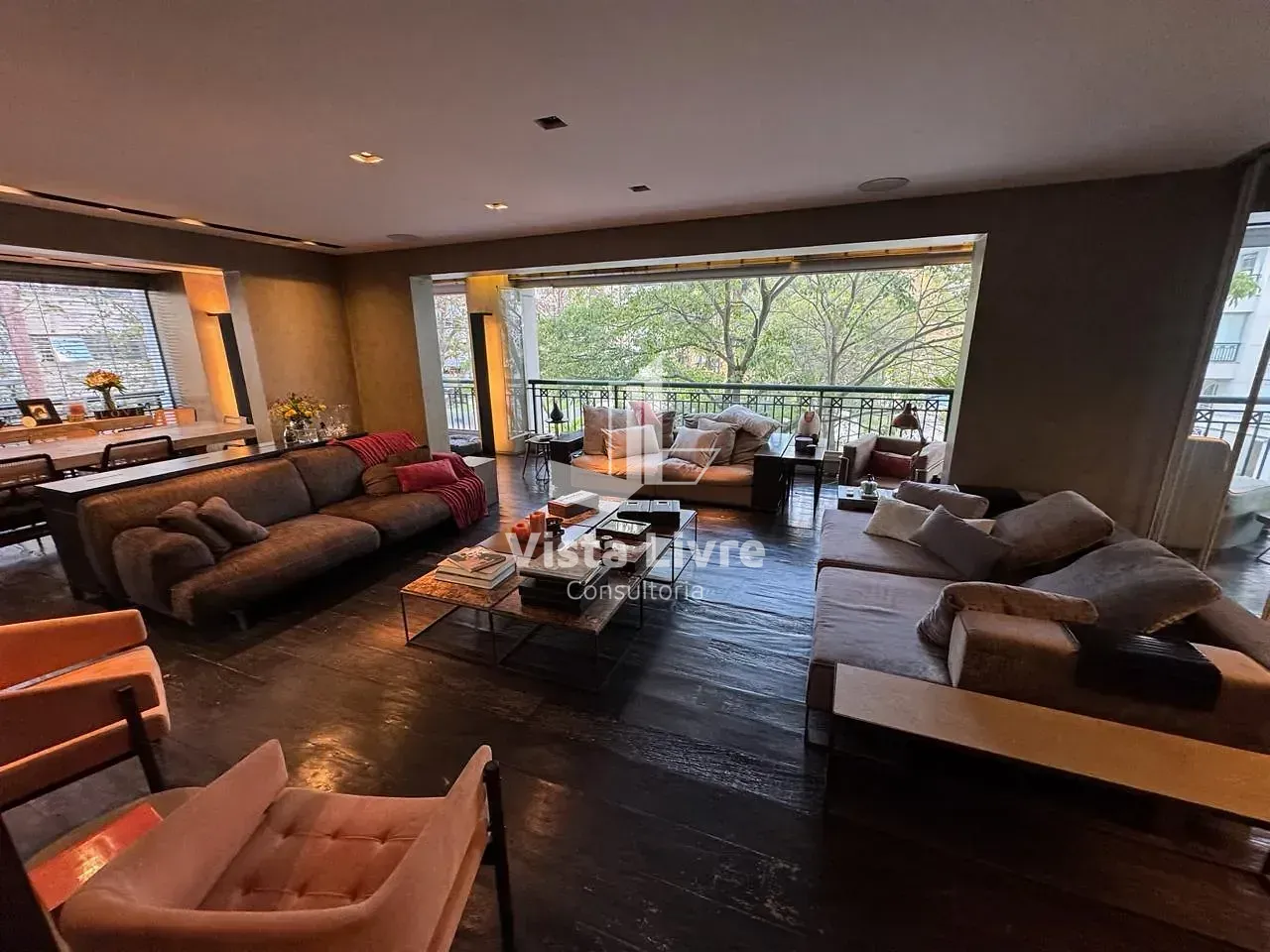 Apartamento, 3 quartos, 248 m² - Foto 1