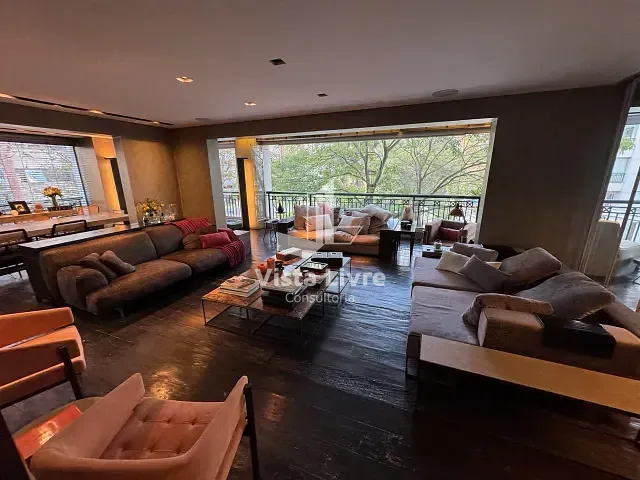 Apartamento com 248m² 3 quartos e 3 banheiros, à venda, no bairro Brooklin Paulista em São Paulo