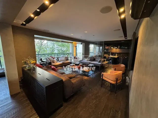 Apartamento com 248m² 3 quartos e 3 banheiros, à venda, no bairro Brooklin Paulista em São Paulo