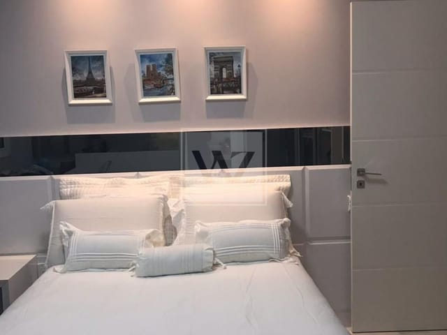 Apartamento 3 quartos e 4 banheiros, à venda, no bairro Centro em Balneário Camboriú