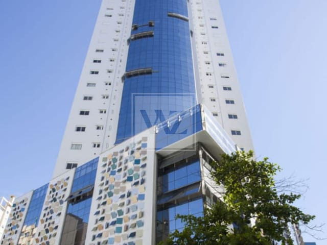 Apartamento 3 quartos e 4 banheiros, à venda, no bairro Centro em Balneário Camboriú