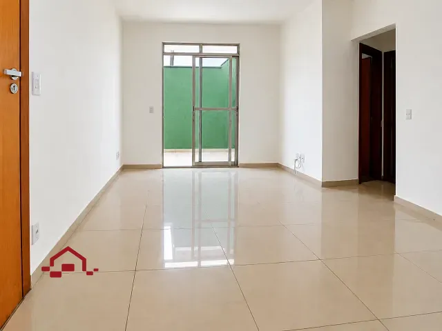 Apartamento com 130m² 3 quartos e 2 banheiros, para alugar, no bairro Padre Eustáquio em Belo Horizonte